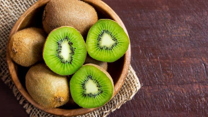 Dürfen Hunde Kiwi essen? Gift oder gesunde Leckerei?